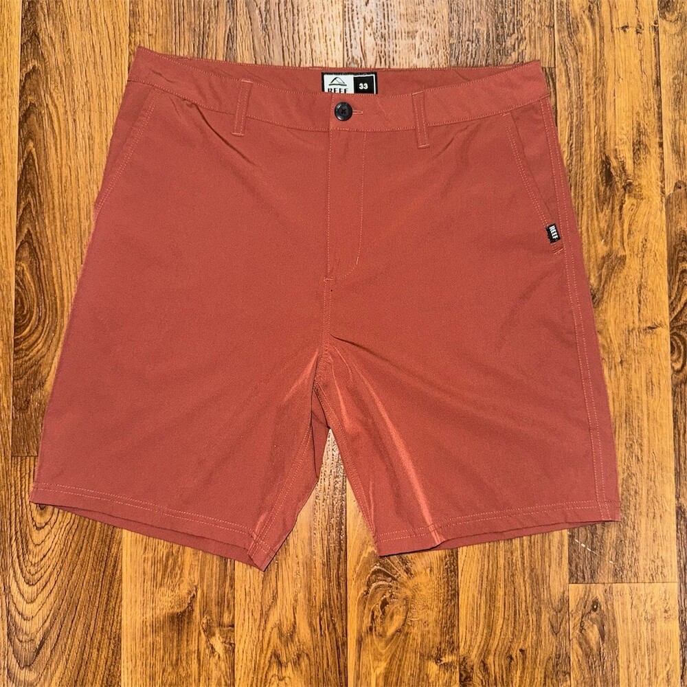 Reef Men's Chino Shorts Size 33 Rust Brick Red Stretch Hybrid Walk Casual